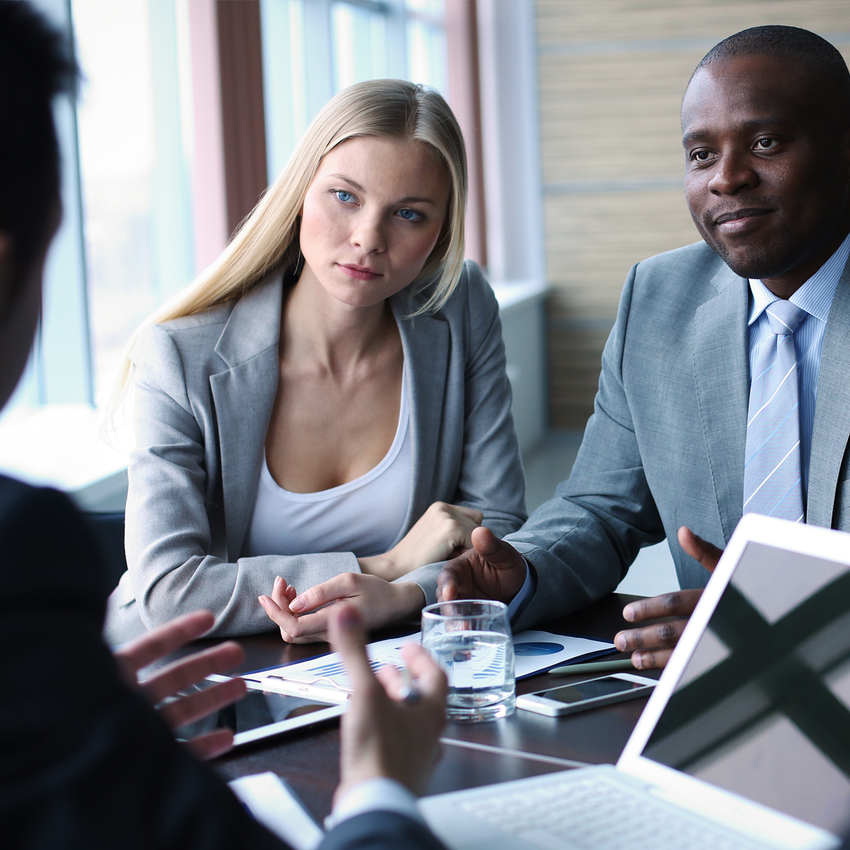 industry_financial_services_12x12